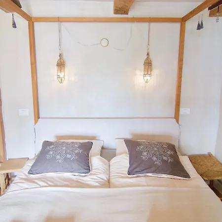 Bed and breakfast Cb-guesthouse *
